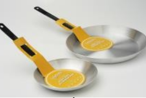 ALUMINIUM HEAVY DUTY FRYPANS (with black iron long handle)